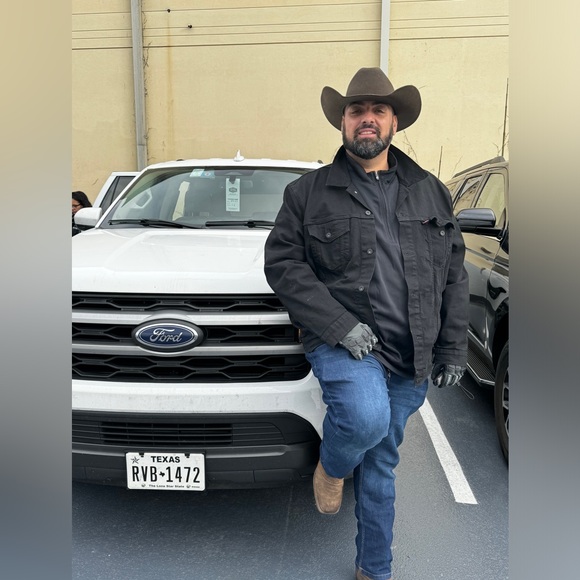 Meet your Posher, Damir - Picture 2 of 2